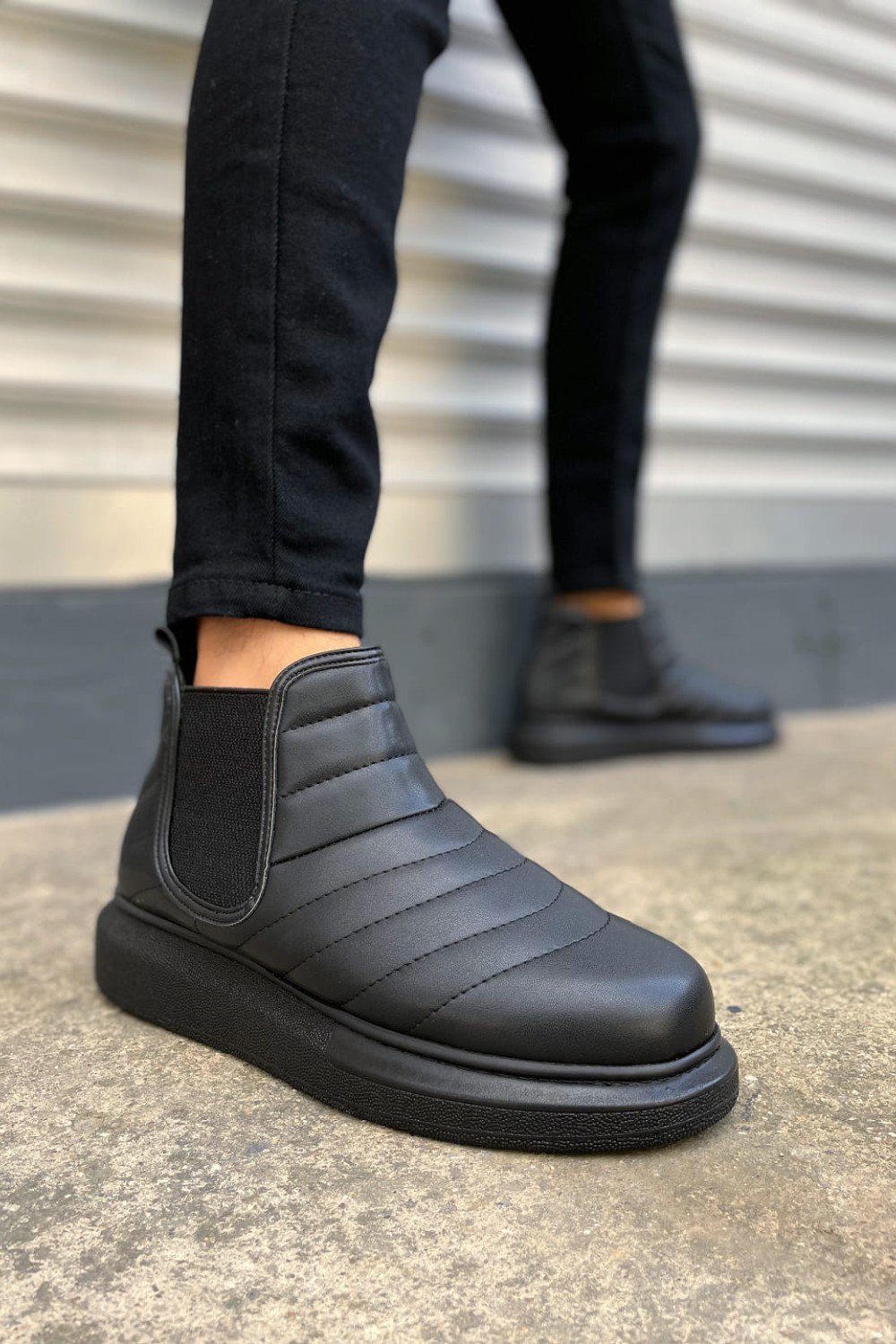 JY205 Boston Bağcıksız Ortopedik Taban Cilt Erkek Spor Bot CST - Siyah JY205 Boston Bağcıksız Ortopedik Taban Cilt Erkek Spor Bot CST - Siyah