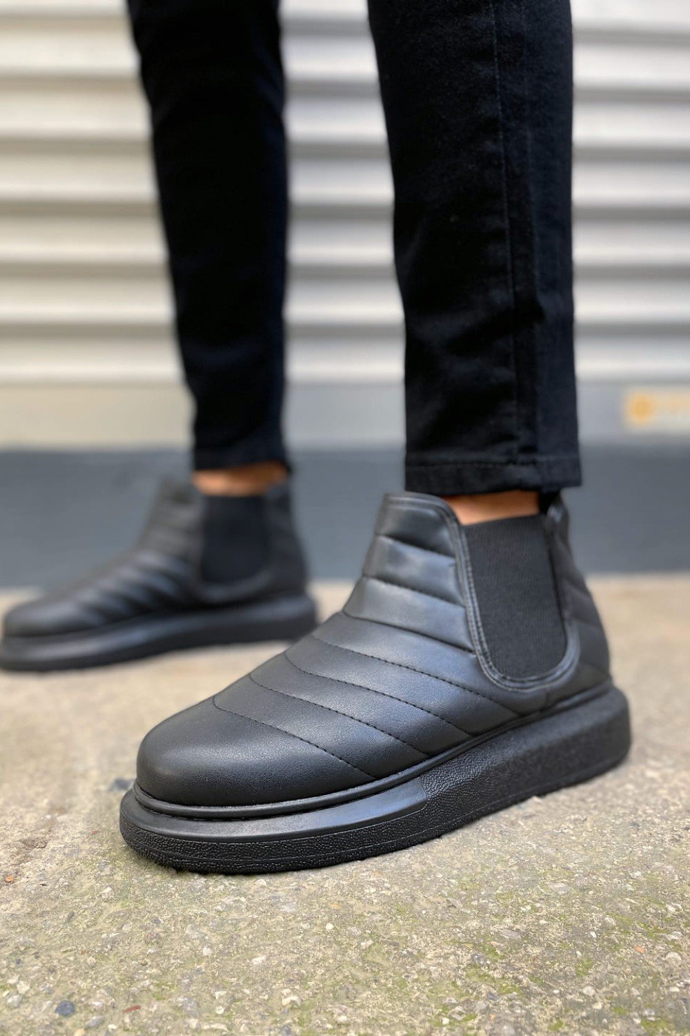 JY205 Boston Bağcıksız Ortopedik Taban Cilt Erkek Spor Bot CST - Siyah JY205 Boston Bağcıksız Ortopedik Taban Cilt Erkek Spor Bot CST - Siyah