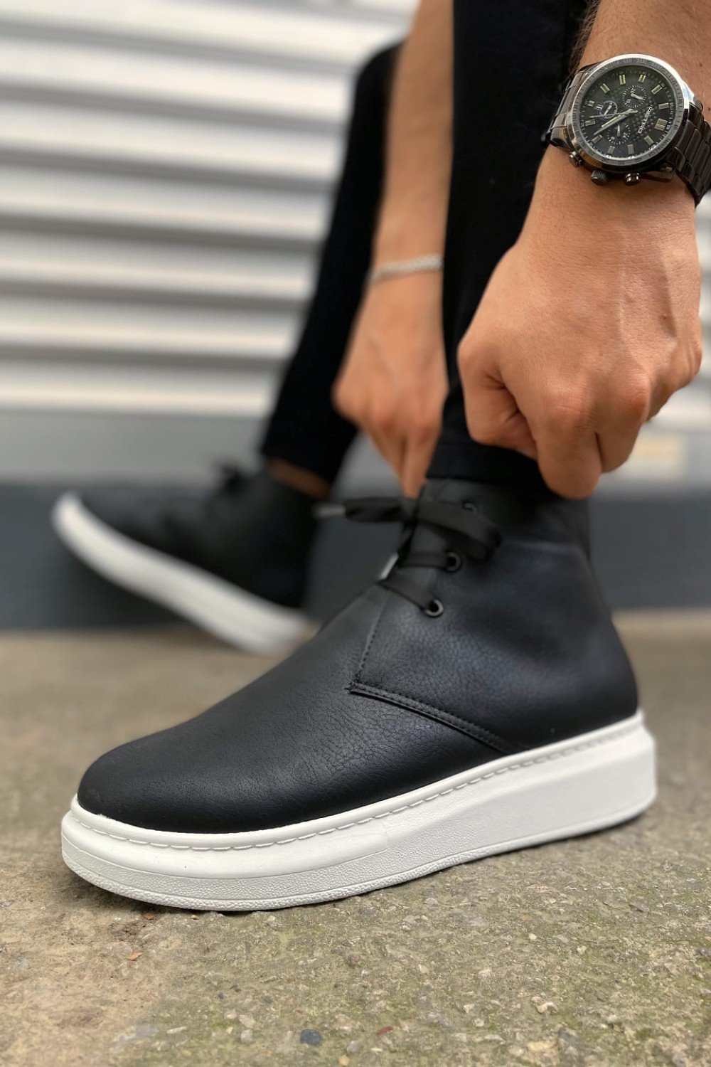 JY207 Oslo Bağcıklı Ortopedik Taban Cilt Erkek Spor Bot CBT - Siyah JY207 Oslo Bağcıklı Ortopedik Taban Cilt Erkek Spor Bot CBT - Siyah