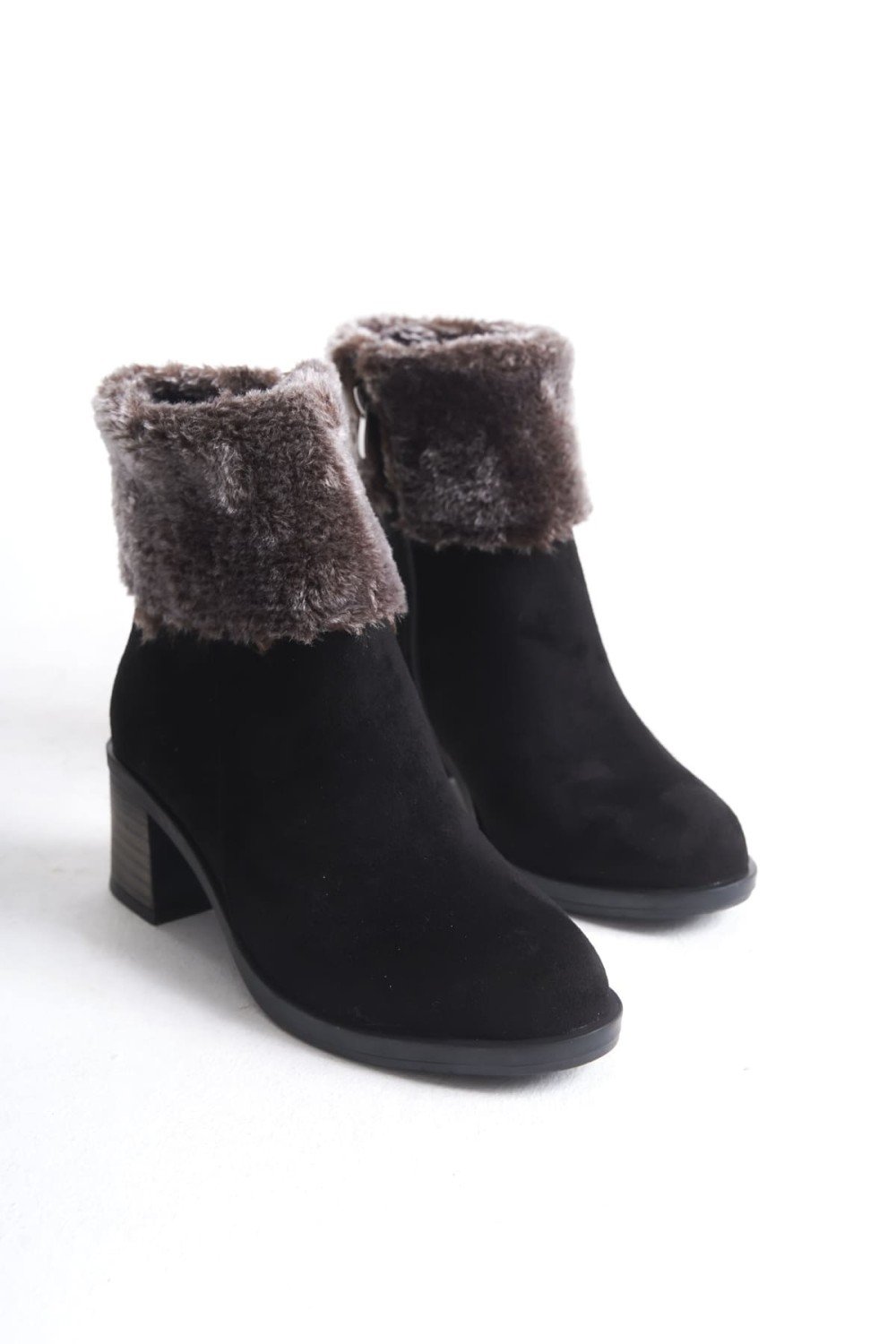 KATYA Fermuarlı Ortopedik Taban Topuklu Kürk Detaylı Süet Kadın Bot SST - Siyah KATYA Fermuarlı Ortopedik Taban Topuklu Kürk Detaylı Süet Kadın Bot SST - Siyah