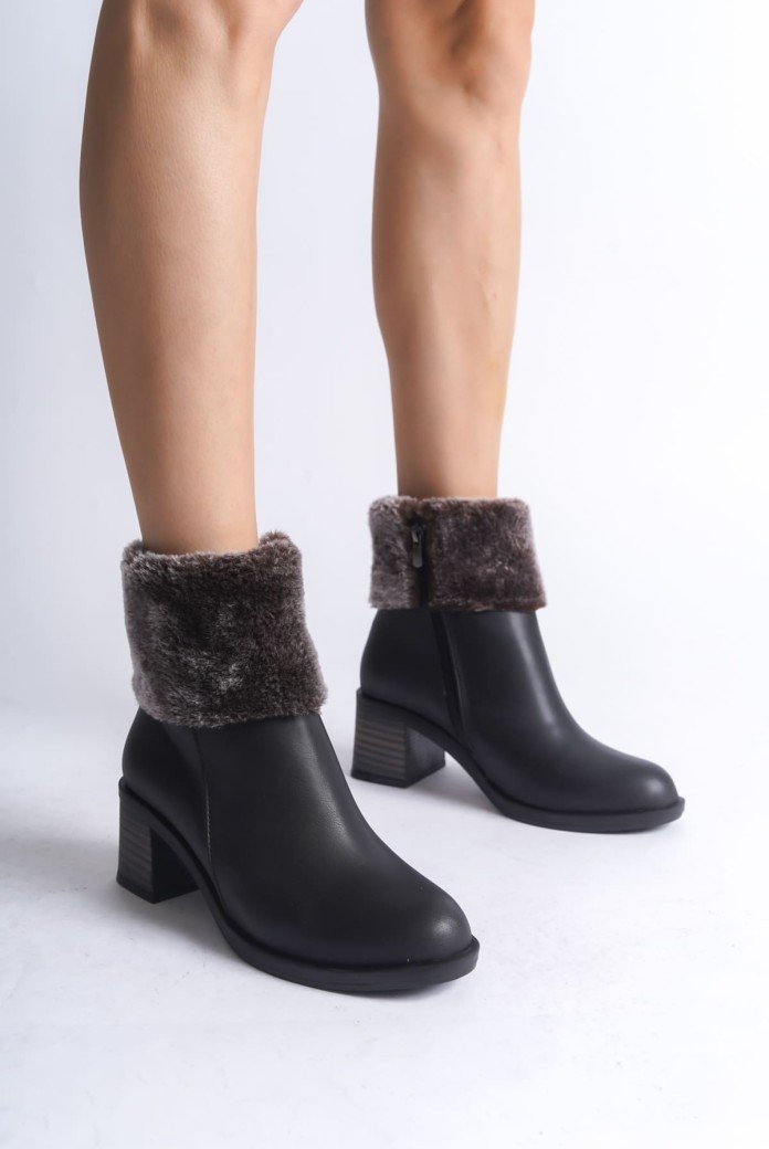 KATYA Fermuarlı Ortopedik Taban Topuklu Kürk DetaylıKadın Bot  CST - Siyah