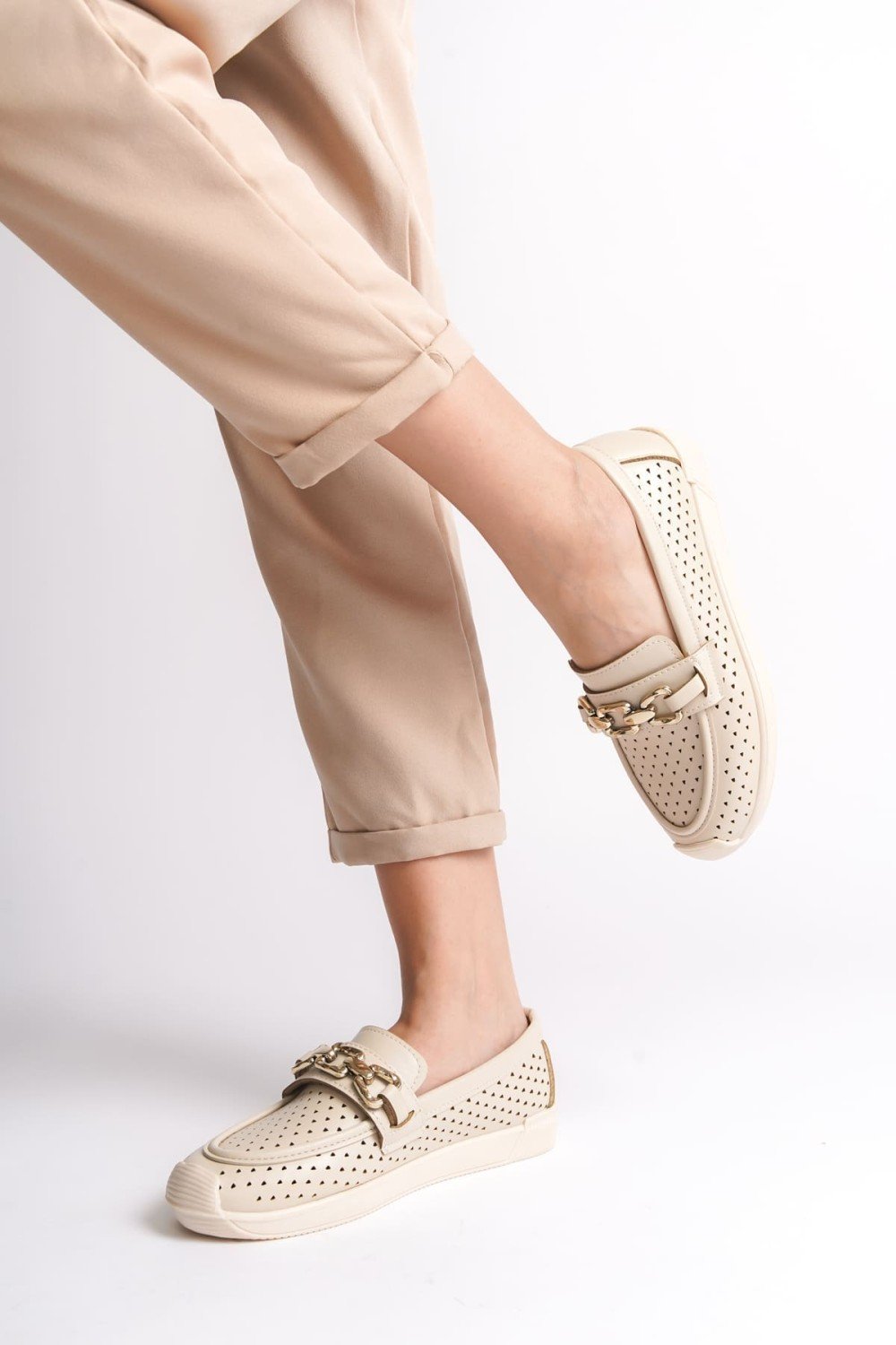 LAYLA Bağcıksız Ortopedik Rahat Taban Kalp Desenli Kadın Babet Ayakkabı CKT - Krem LAYLA Bağcıksız Ortopedik Rahat Taban Kalp Desenli Kadın Babet Ayakkabı CKT - Krem