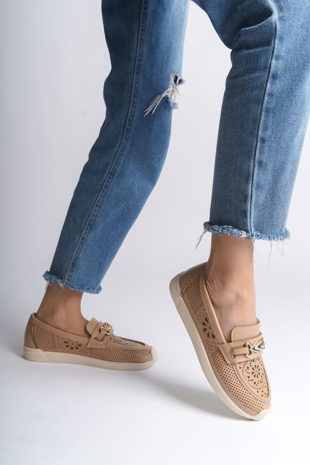 LILY Bağcıksız Ortopedik Rahat Taban Çiçek Desenli Kadın Babet Ayakkabı CKT - Ten LILY Bağcıksız Ortopedik Rahat Taban Çiçek Desenli Kadın Babet Ayakkabı CKT - Ten