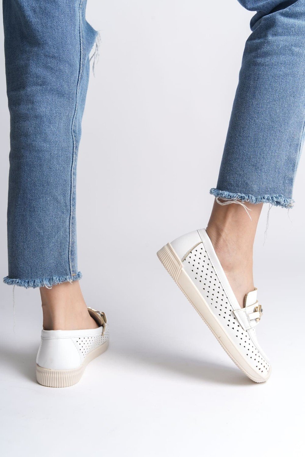 LILY Bağcıksız Ortopedik Rahat Taban Kalp Desenli Kadın Babet Ayakkabı CKT - Beyaz LILY Bağcıksız Ortopedik Rahat Taban Kalp Desenli Kadın Babet Ayakkabı CKT - Beyaz