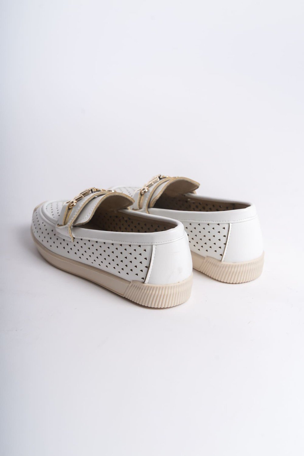 LILY Bağcıksız Ortopedik Rahat Taban Kalp Desenli Kadın Babet Ayakkabı CKT - Beyaz LILY Bağcıksız Ortopedik Rahat Taban Kalp Desenli Kadın Babet Ayakkabı CKT - Beyaz