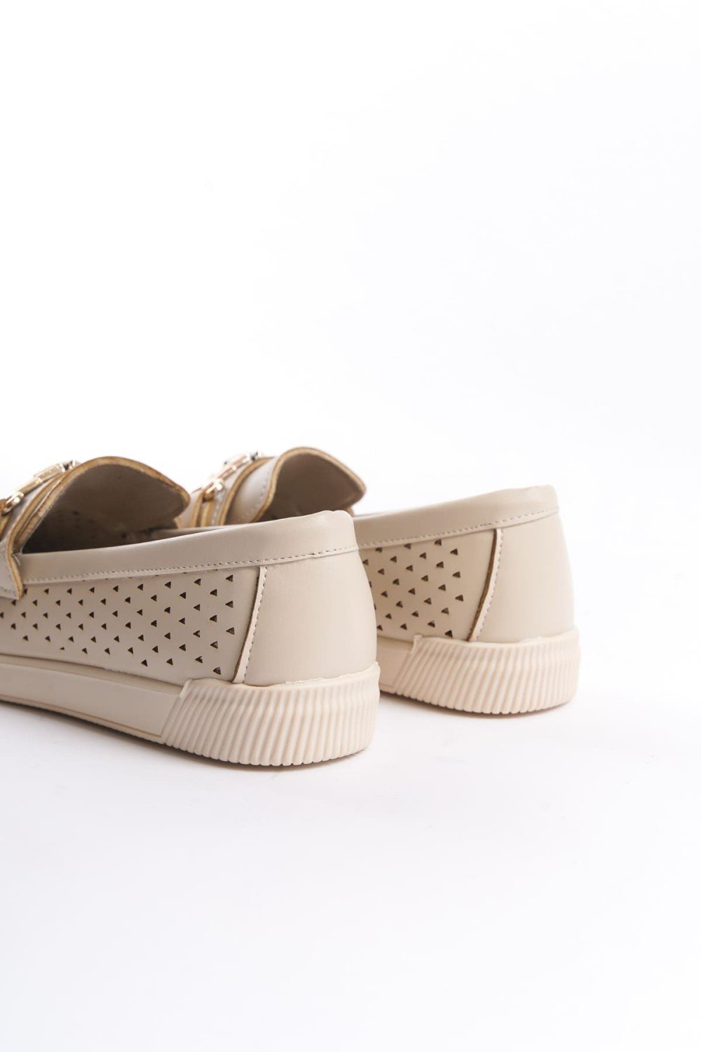 LILY Bağcıksız Ortopedik Rahat Taban Kalp Desenli Kadın Babet Ayakkabı CKT - Krem LILY Bağcıksız Ortopedik Rahat Taban Kalp Desenli Kadın Babet Ayakkabı CKT - Krem