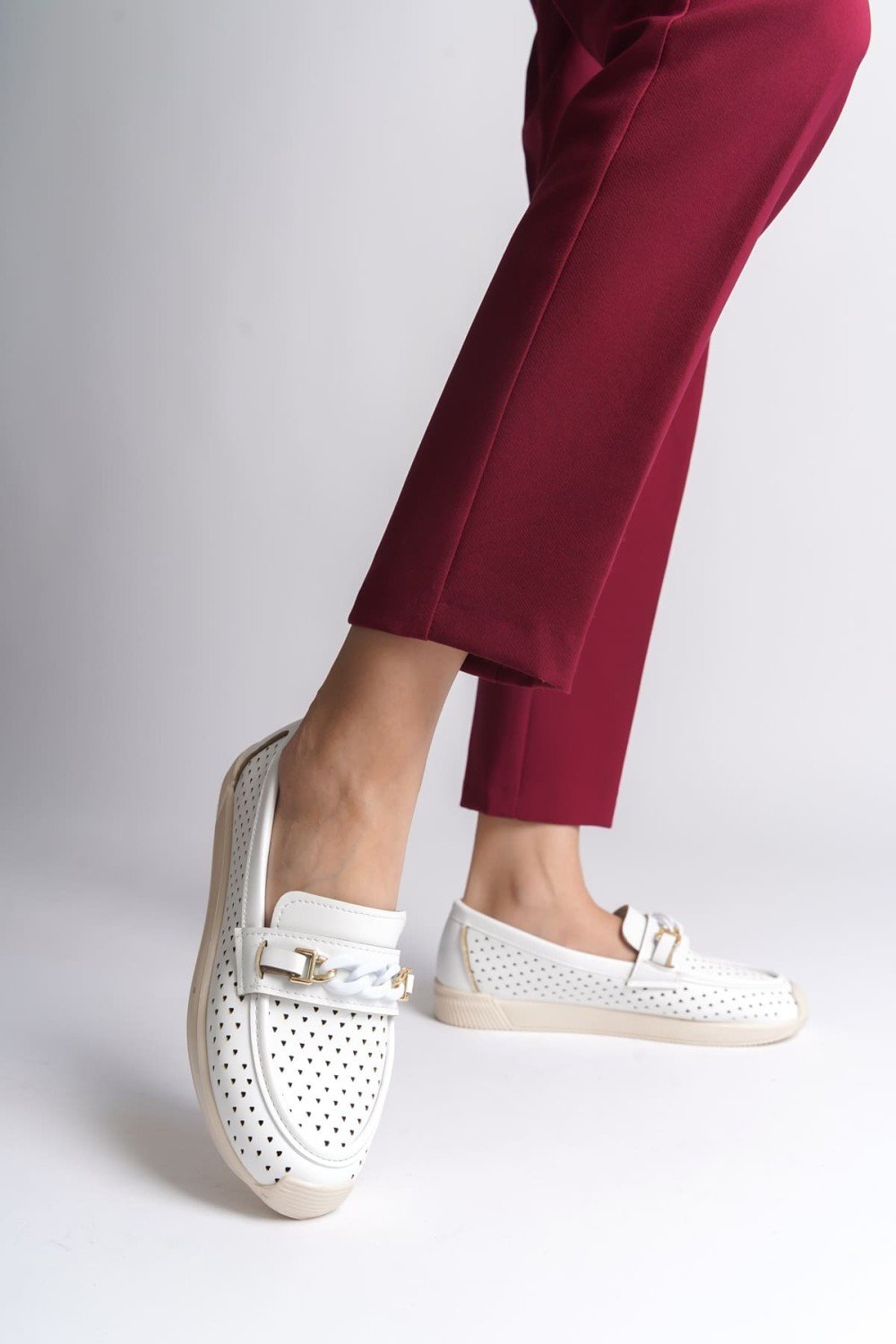 LIZY Bağcıksız Ortopedik Rahat Taban Kalp Desenli Kadın Babet Ayakkabı CKT - Beyaz LIZY Bağcıksız Ortopedik Rahat Taban Kalp Desenli Kadın Babet Ayakkabı CKT - Beyaz