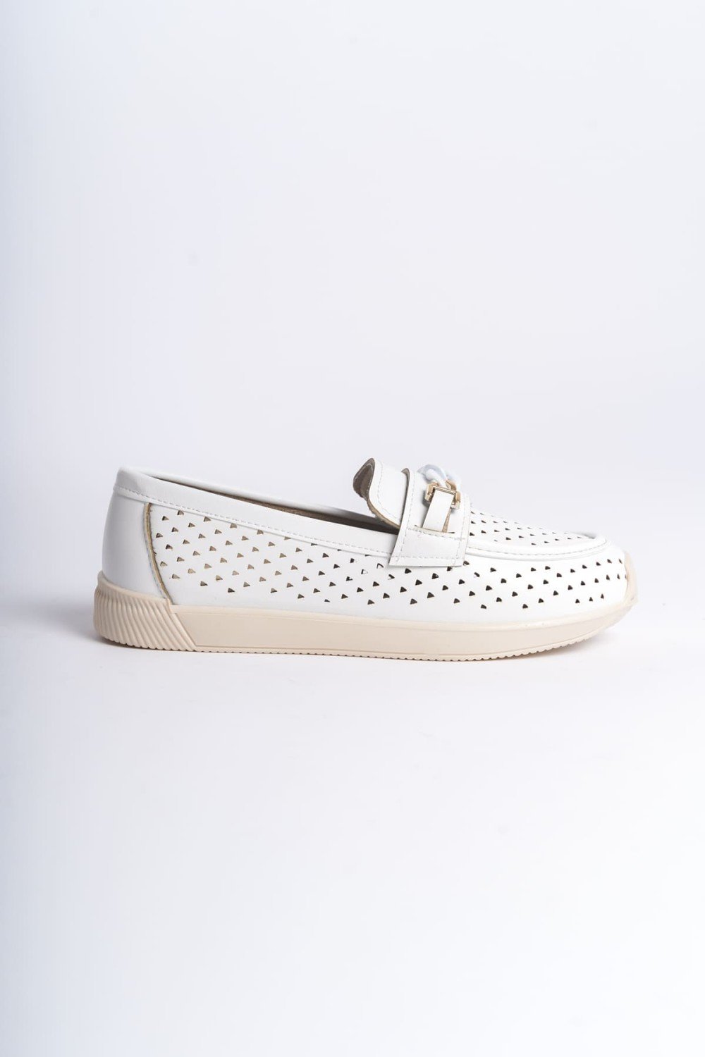 LIZY Bağcıksız Ortopedik Rahat Taban Kalp Desenli Kadın Babet Ayakkabı CKT - Beyaz LIZY Bağcıksız Ortopedik Rahat Taban Kalp Desenli Kadın Babet Ayakkabı CKT - Beyaz