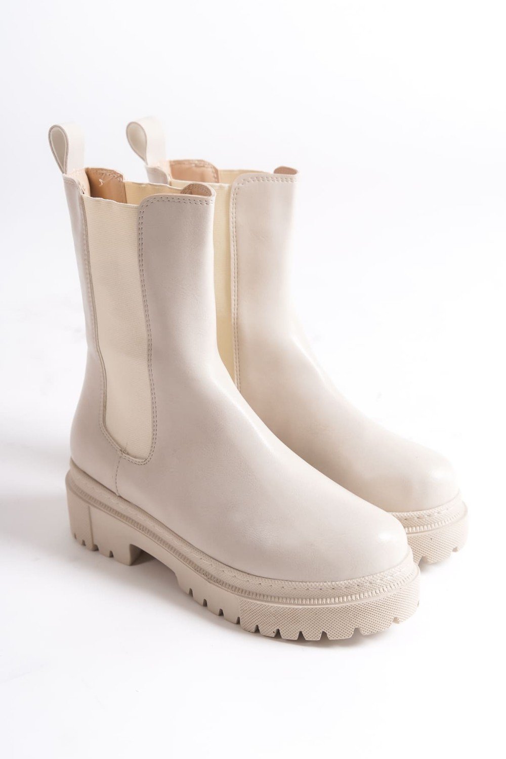 LORA Bağcıksız Lastikli Ortopedik Taban Kadın Bot CKT - Krem LORA Bağcıksız Lastikli Ortopedik Taban Kadın Bot CKT - Krem