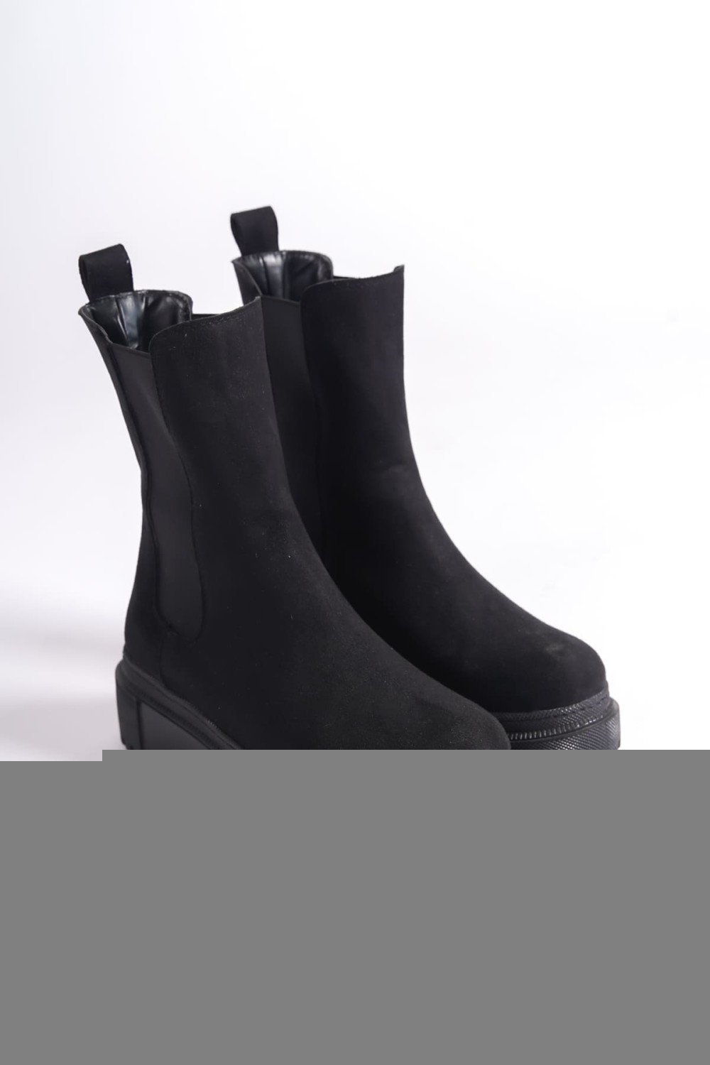 LORA Bağcıksız Lastikli Süet Ortopedik Taban Kadın Bot SST - Siyah LORA Bağcıksız Lastikli Süet Ortopedik Taban Kadın Bot SST - Siyah