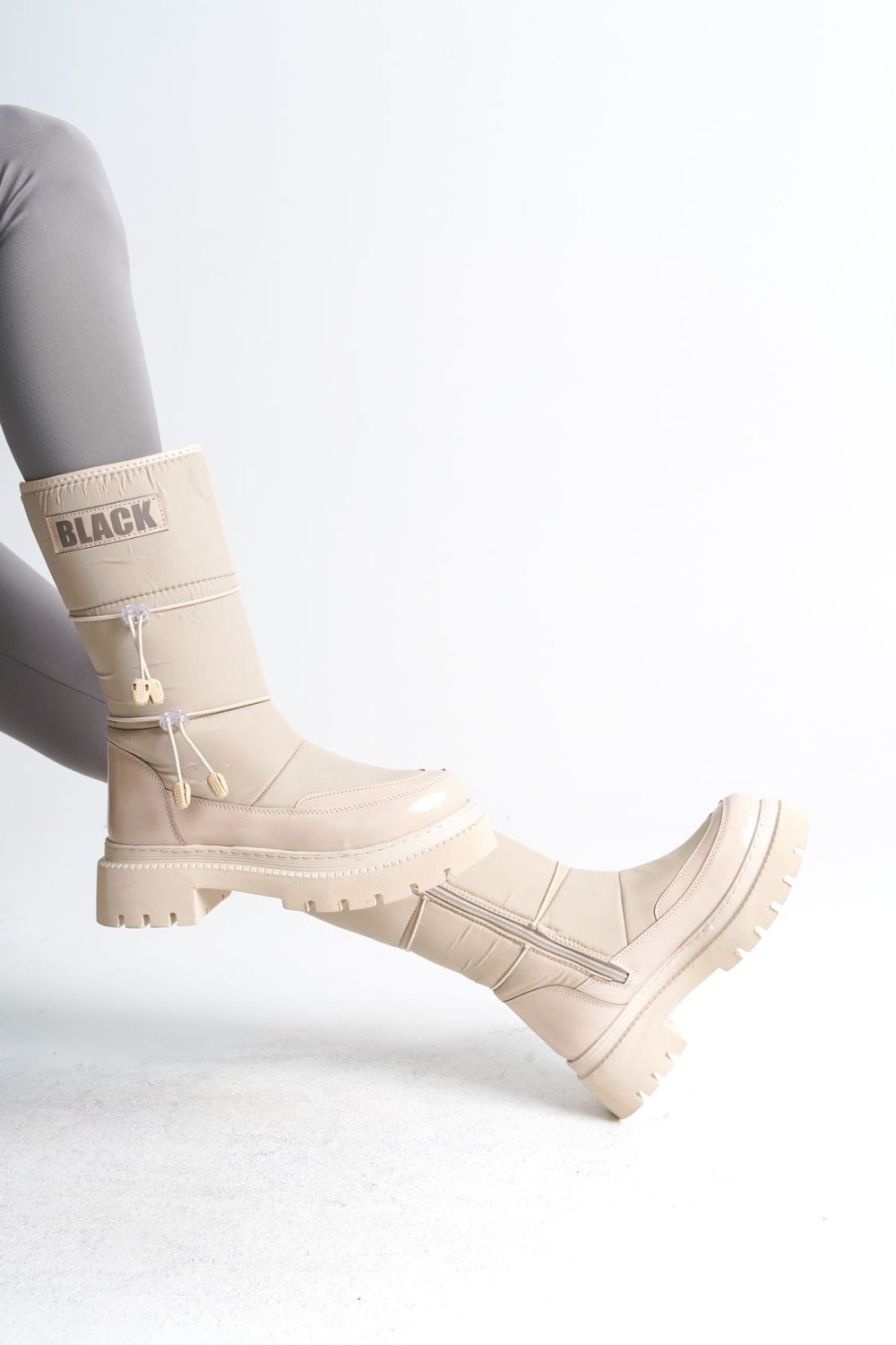 LUCY Lastikli Fermuarlı Paraşüt Kumaş Rugan Kadın Bot CKT - Krem LUCY Lastikli Fermuarlı Paraşüt Kumaş Rugan Kadın Bot CKT - Krem