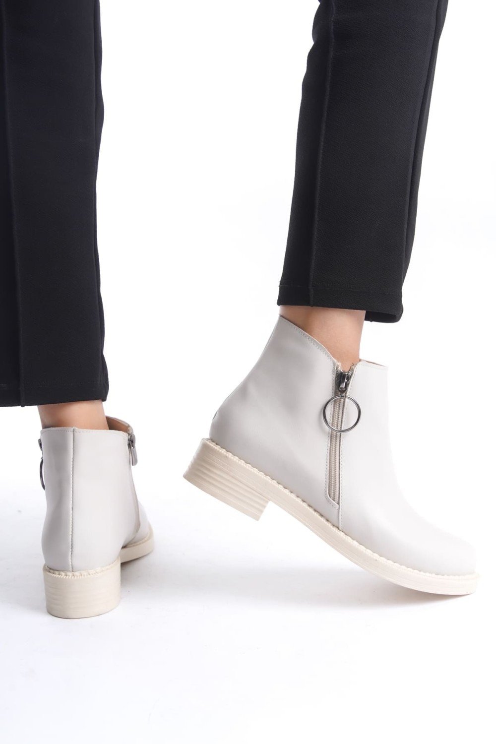 MARGARET Fermuarlı Ortopedik Taban Topuklu Kadın Bot CKT - Krem MARGARET Fermuarlı Ortopedik Taban Topuklu Kadın Bot CKT - Krem