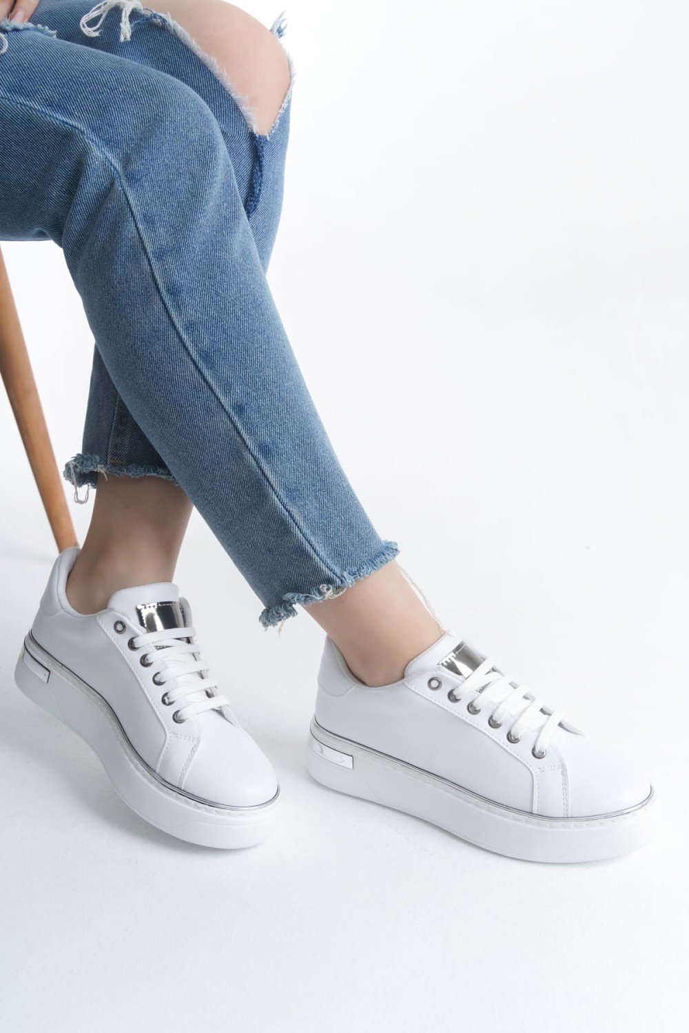 MINA Bağcıklı Ortopedik Taban Kadın Sneaker Spor Ayakkabı  CBT - Beyaz/Gümüş