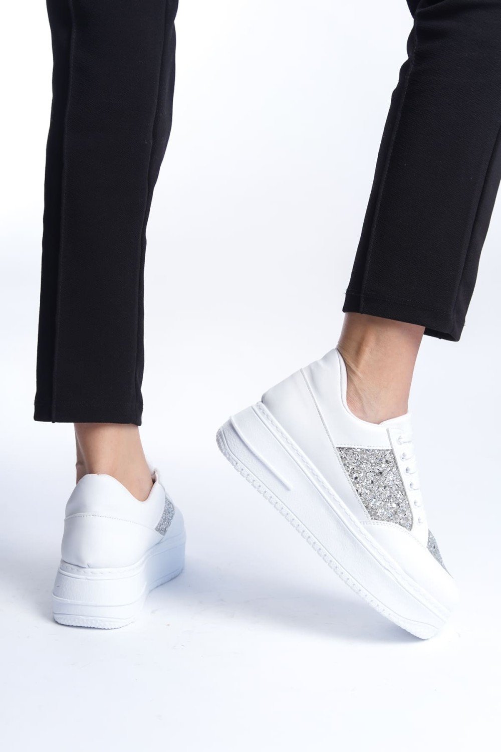 MIPA Bağcıklı Ortopedik Taban Simli Kadın Sneaker Spor Ayakkabı CBT - Beyaz MIPA Bağcıklı Ortopedik Taban Simli Kadın Sneaker Spor Ayakkabı CBT - Beyaz