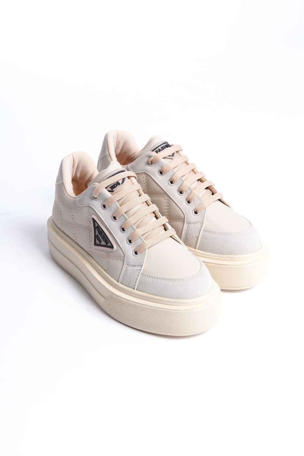 PRAG Bağcıklı Ortopedik Taban Desenli Kadın Sneaker Spor Ayakkabı CKT - Krem PRAG Bağcıklı Ortopedik Taban Desenli Kadın Sneaker Spor Ayakkabı CKT - Krem