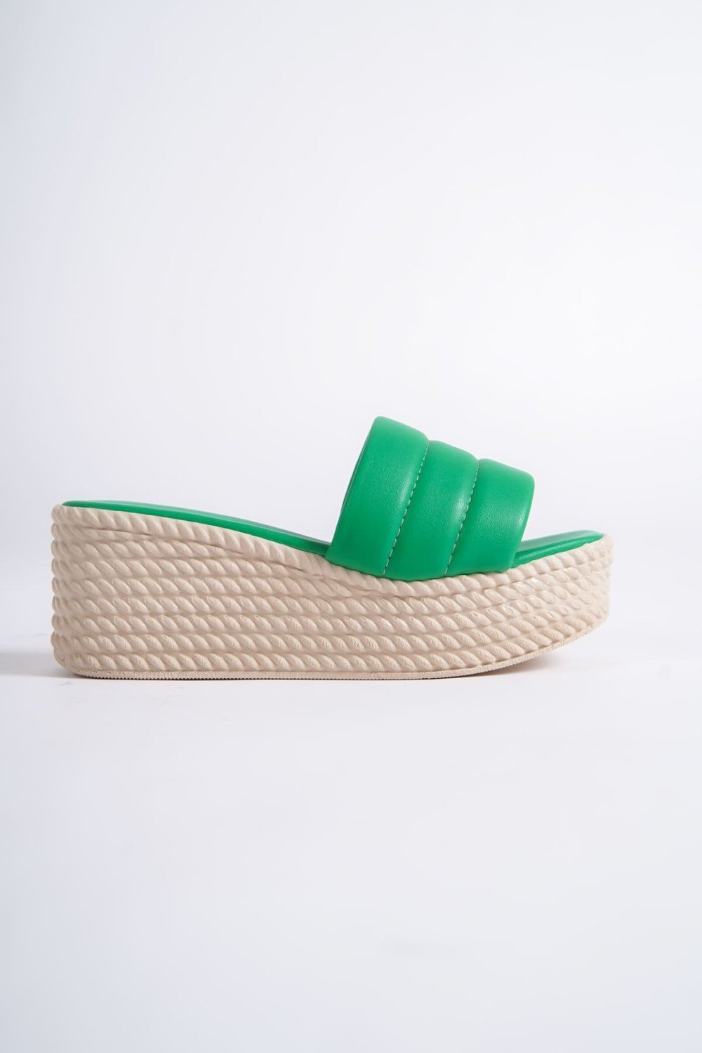 REINA Dolgu Topuklu Ortopedik Taban Hasır Görünümlü Kadın Terlik CKT - Yeşil REINA Dolgu Topuklu Ortopedik Taban Hasır Görünümlü Kadın Terlik CKT - Yeşil