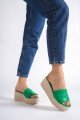 REINA Dolgu Topuklu Ortopedik Taban Hasır Görünümlü Kadın Terlik CKT - Yeşil REINA Dolgu Topuklu Ortopedik Taban Hasır Görünümlü Kadın Terlik CKT - Yeşil