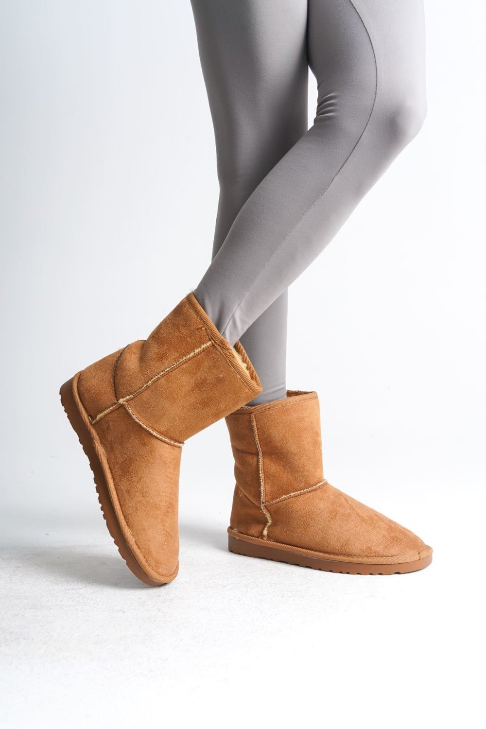 SELINA Bağcıksız Düz Taban İçi Kürklü Süet Kadın Bot STT - Taba SELINA Bağcıksız Düz Taban İçi Kürklü Süet Kadın Bot STT - Taba