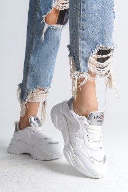 TOKYO Bağcıklı Ortopedik Taban Triko Detaylı Kadın Spor Ayakkabı TBT - Beyaz/Gri TOKYO Bağcıklı Ortopedik Taban Triko Detaylı Kadın Spor Ayakkabı TBT - Beyaz/Gri