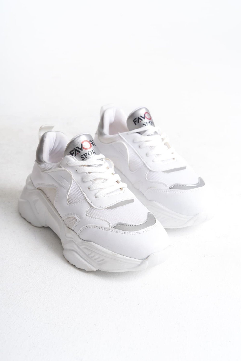 TOKYO Bağcıklı Ortopedik Taban Triko Detaylı Kadın Spor Ayakkabı TBT - Beyaz/Gri TOKYO Bağcıklı Ortopedik Taban Triko Detaylı Kadın Spor Ayakkabı TBT - Beyaz/Gri