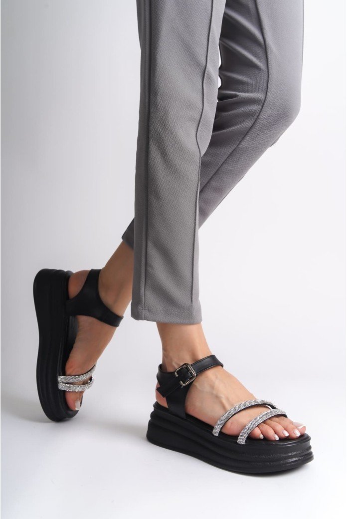 ZLOHE Kalın Tokalı Taşlı Şeritli Ortopedik Taban Kadın Sandalet  CST - Siyah