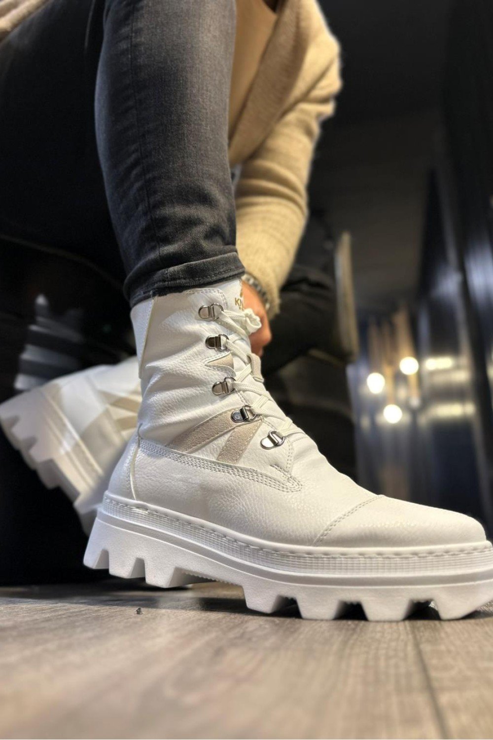 KN-B14 Knack Erkek Spor Bot Beyaz