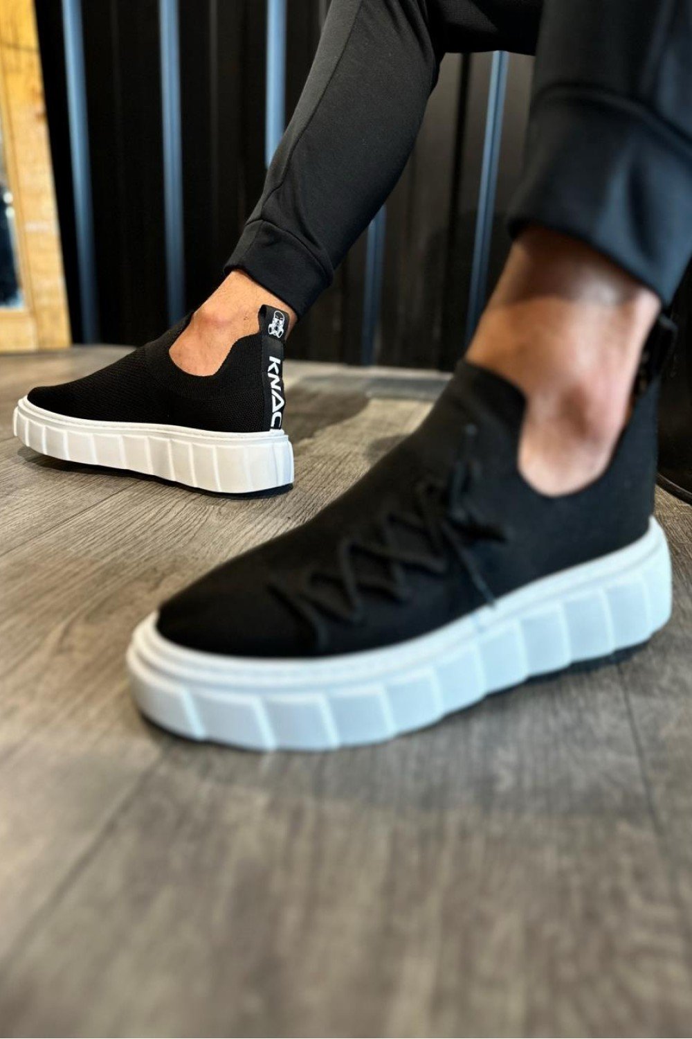 KN1025 Knack Yüksek Taban Günlük Ayakkabı Siyah (Beyaz Taban)