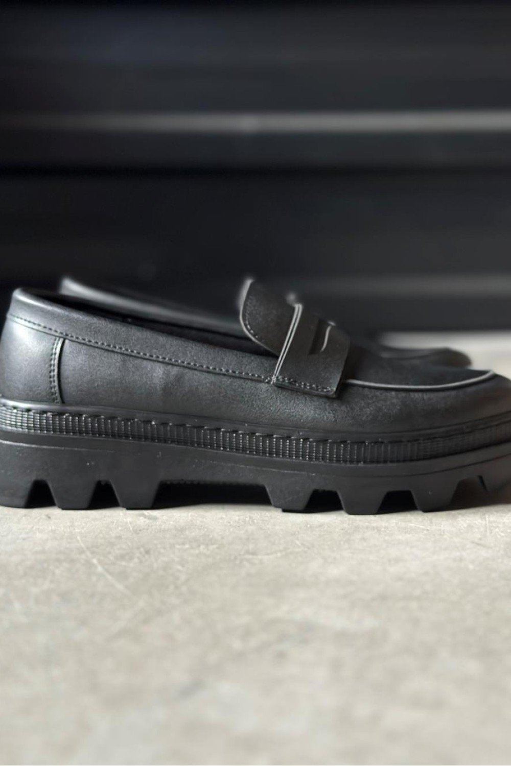 KN779 Knack Yüksek Taban Klasik Ayakkabı Siyah (Siyah Taban)