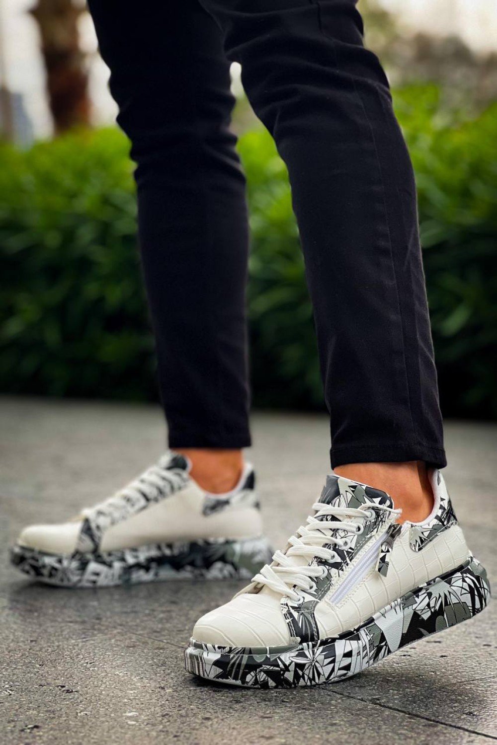 KB-02 Kuback Bağcıklı Crocodile Beyaz Siyah Günlük Erkek Ayakkabı KB-02 Kuback Bağcıklı Crocodile Beyaz Siyah Günlük Erkek Ayakkabı