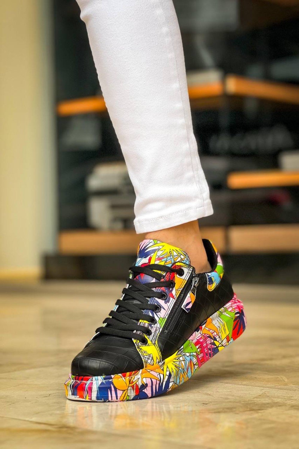 KB-02 Kuback Bağcıklı Crocodile Siyah Kırmızı Günlük Erkek Ayakkabı KB-02 Kuback Bağcıklı Crocodile Siyah Kırmızı Günlük Erkek Ayakkabı