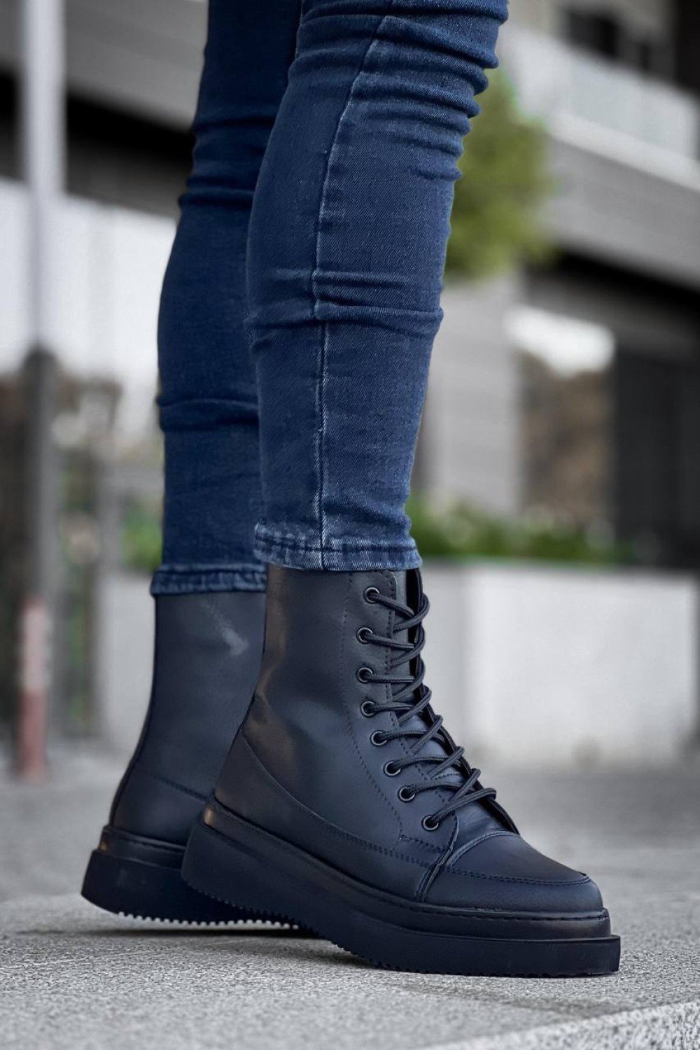 KB-0991 Kuback Siyah Cilt Siyah Yüksek Taban Bağcıklı Postal Bot KB-0991 Kuback Siyah Cilt Siyah Yüksek Taban Bağcıklı Postal Bot