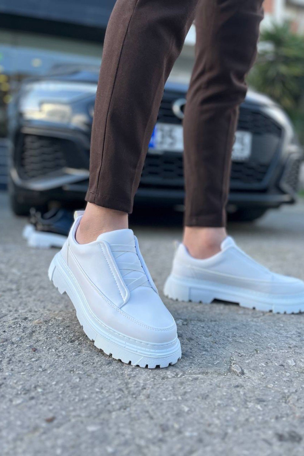 KB-703 Kuback Beyaz Cilt Lastikli Günlük Erkek Ayakkabı