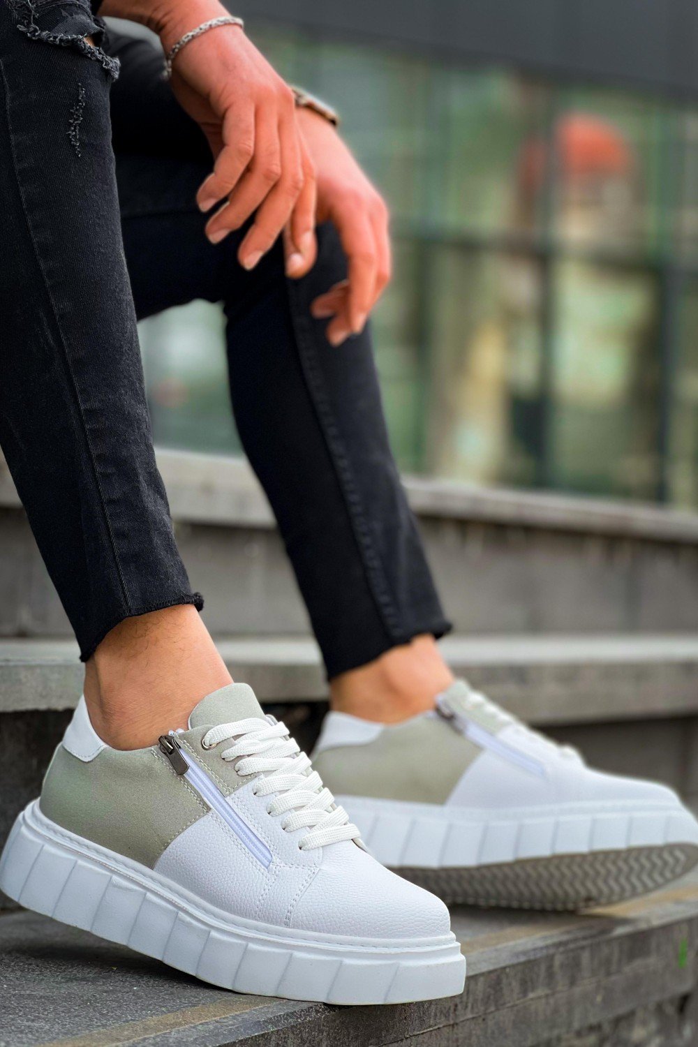 KB-X155 Kuback Beyaz Cilt Gri Süet Detaylı Beyaz Yüksek Taban Günlük Spor Ayakkabı KB-X155 Kuback Beyaz Cilt Gri Süet Detaylı Beyaz Yüksek Taban Günlük Spor Ayakkabı