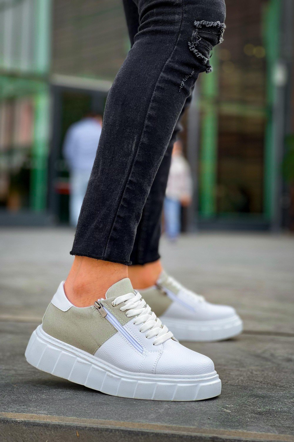 KB-X155 Kuback Beyaz Cilt Gri Süet Detaylı Beyaz Yüksek Taban Günlük Spor Ayakkabı KB-X155 Kuback Beyaz Cilt Gri Süet Detaylı Beyaz Yüksek Taban Günlük Spor Ayakkabı