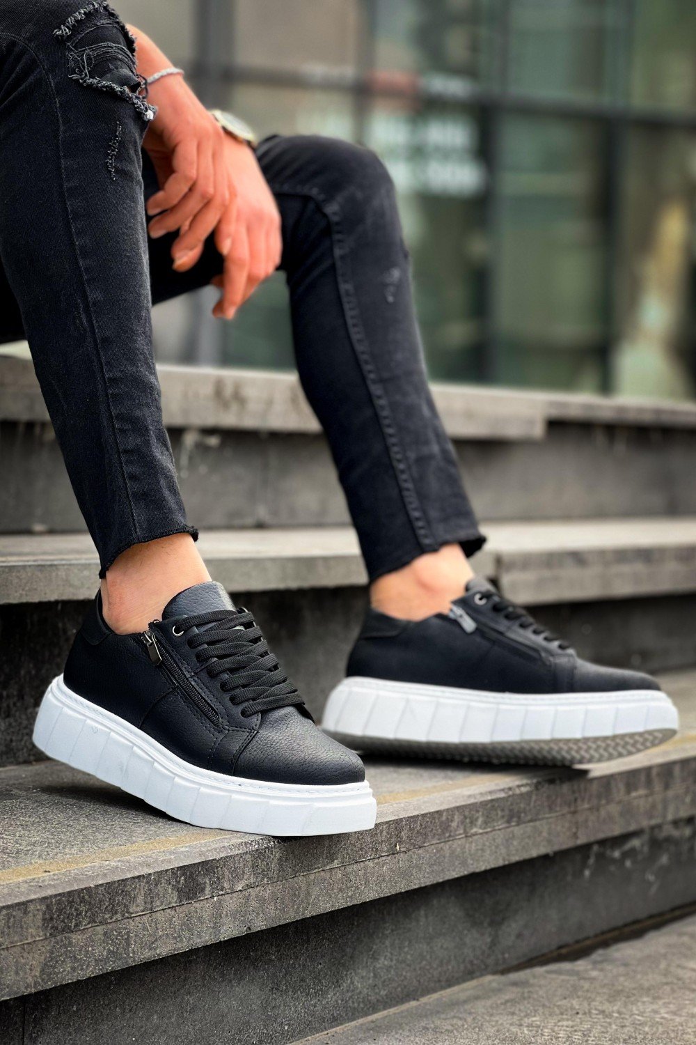 KB-X155 Kuback Siyah Cilt Detaylı Beyaz Yüksek Taban Günlük Spor Ayakkabı KB-X155 Kuback Siyah Cilt Detaylı Beyaz Yüksek Taban Günlük Spor Ayakkabı