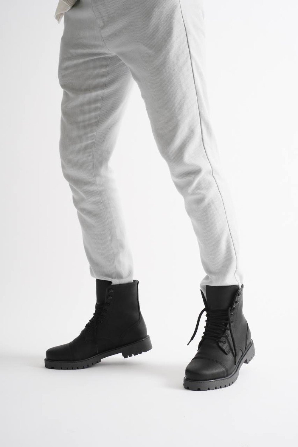 KB-X22 Kuback Kömür Cilt Günlük Erkek Bot KB-X22 Kuback Kömür Cilt Günlük Erkek Bot