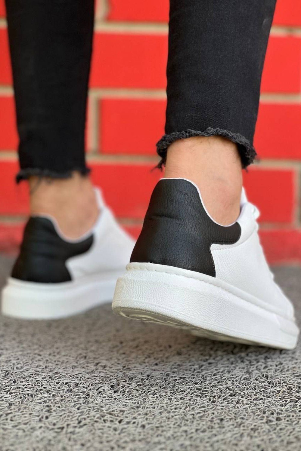 KB-X500  Kuback Bağcıklı Beyaz Siyah  Günlük Erkek Ayakkabı