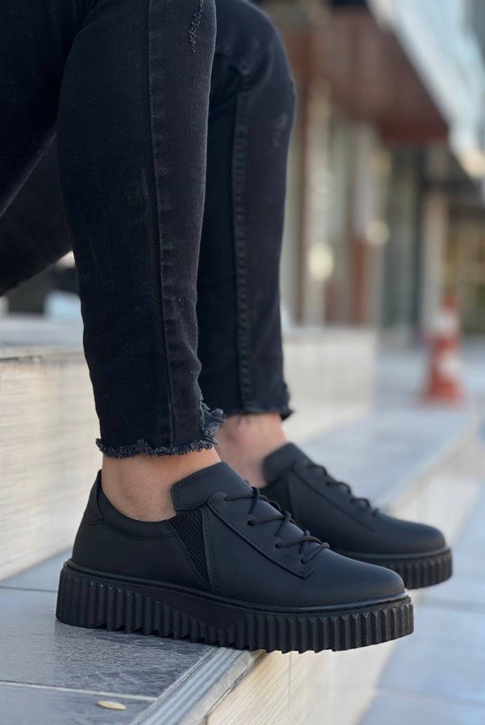 KB-X502  Kuback Siyah Cilt Yüksek Siyah Taban Bağcık Detaylı Lastikli Günlük Erkek Ayakkabı