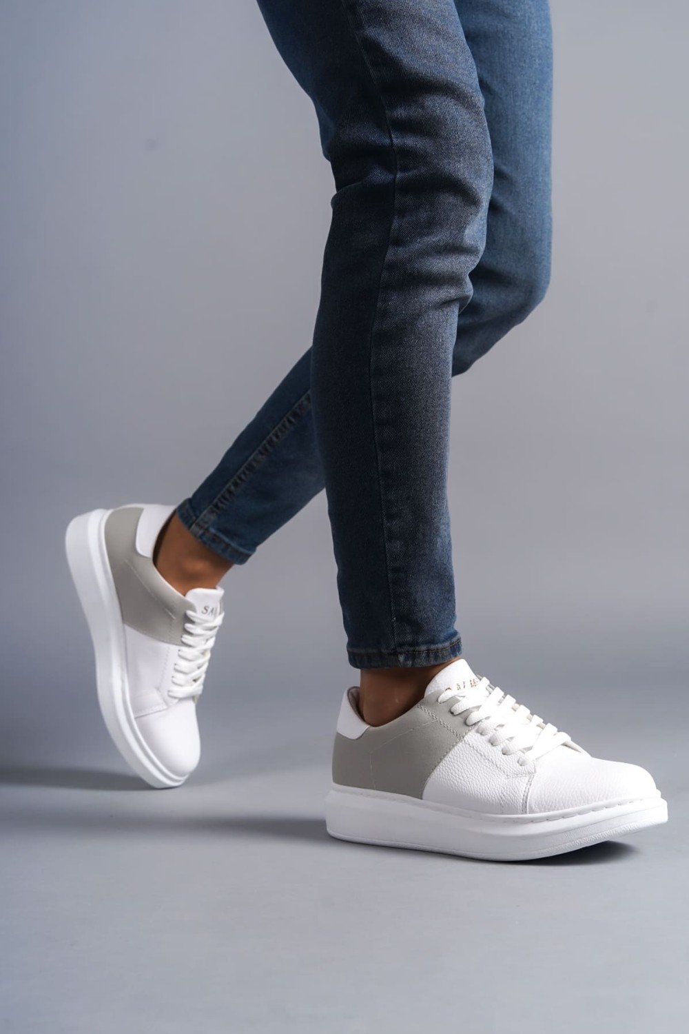 SLW151 Boost Bağcıklı Cilt Süet Erkek Günlük Sneaker Ayakkabı CSBT - Beyaz/Gri