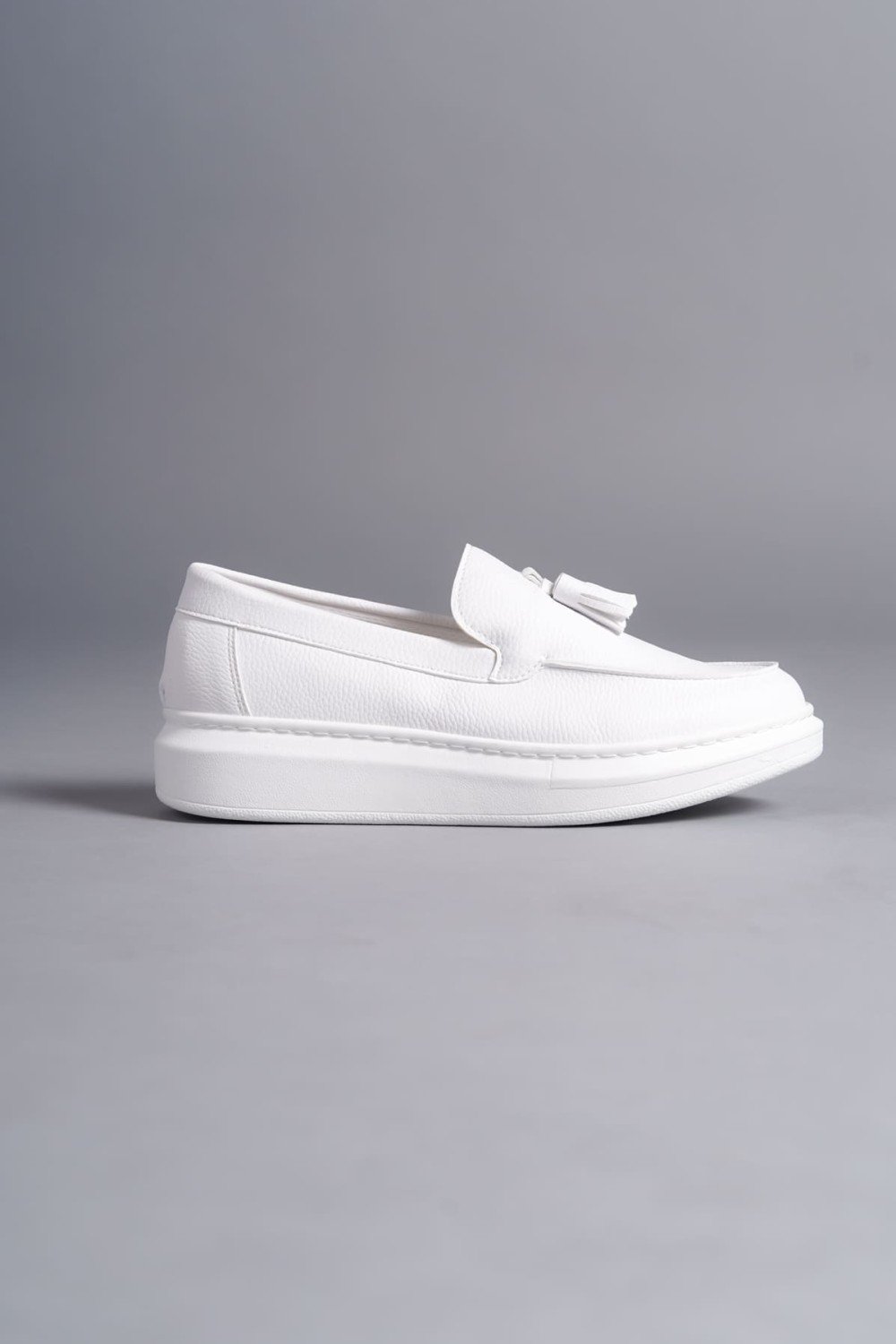 SLW154 Blaze Bağcıksız Püsküllü Cilt Erkek Günlük Spor Klasik Ayakkabı CBT - Beyaz