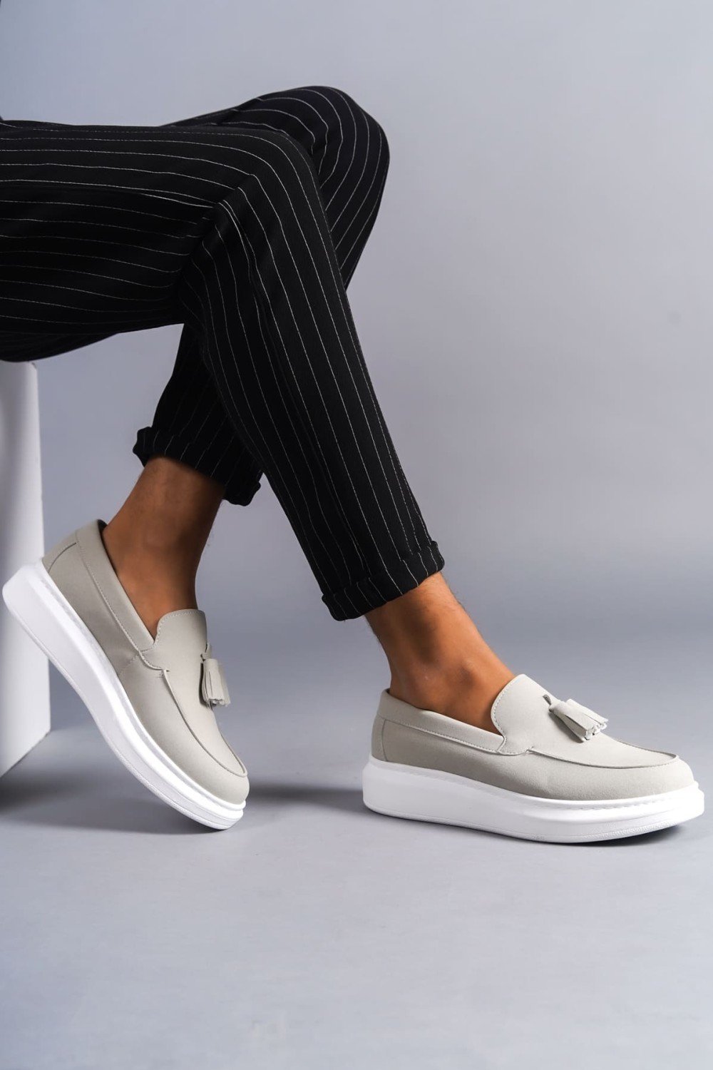 SLW154 Blaze Bağcıksız Püsküllü Süet Erkek Günlük Spor Klasik Ayakkabı SBT - Gri