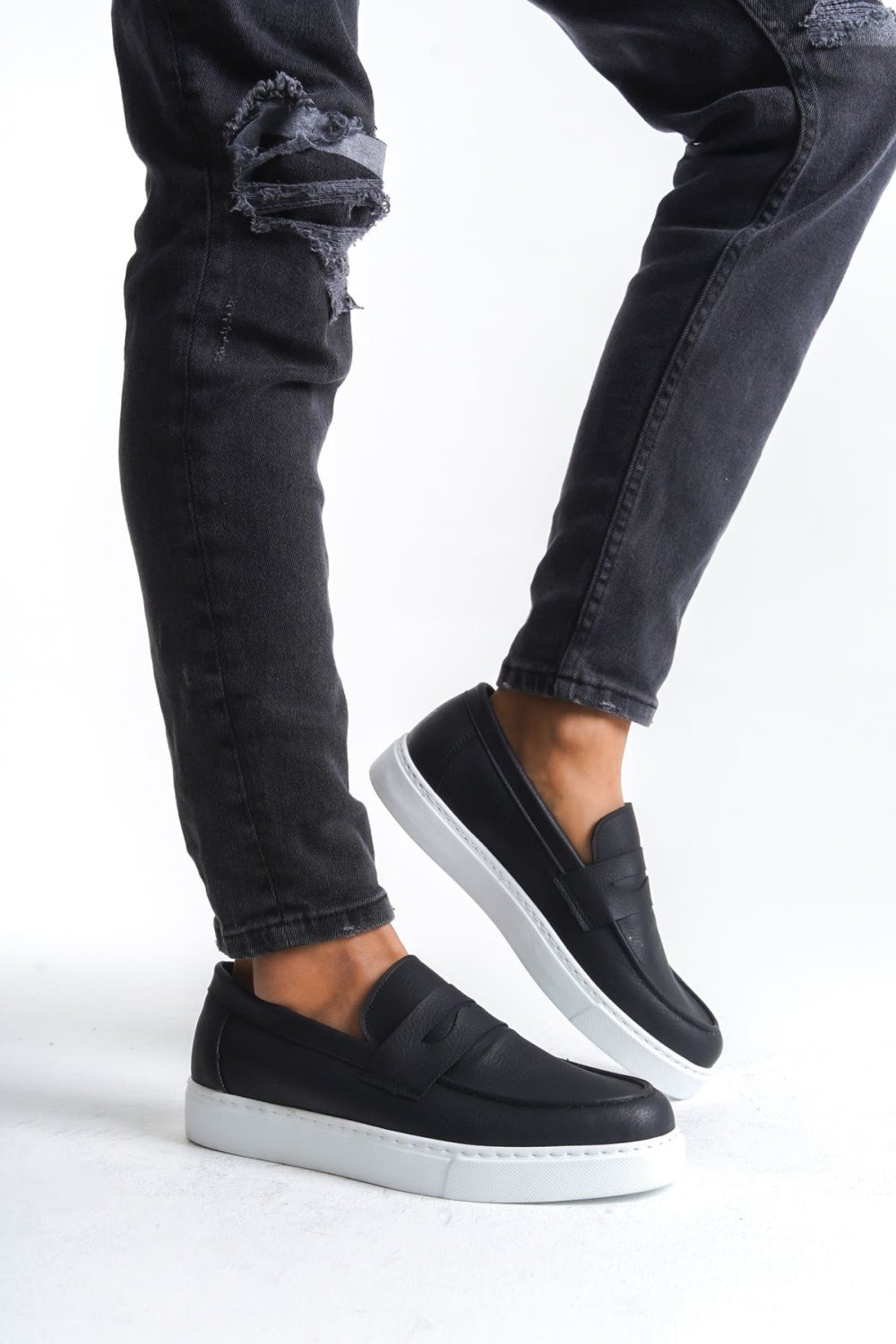 SLW180 Estilo X Bağcıksız Cilt Erkek Günlük Spor Klasik Ayakkabı CBT - Siyah SLW180 Estilo X Bağcıksız Cilt Erkek Günlük Spor Klasik Ayakkabı CBT - Siyah