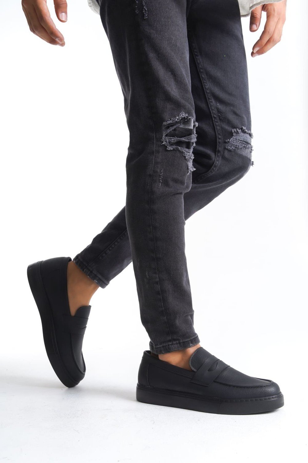 SLW180 Estilo X Bağcıksız Cilt Erkek Günlük Spor Klasik Ayakkabı CST - Siyah SLW180 Estilo X Bağcıksız Cilt Erkek Günlük Spor Klasik Ayakkabı CST - Siyah