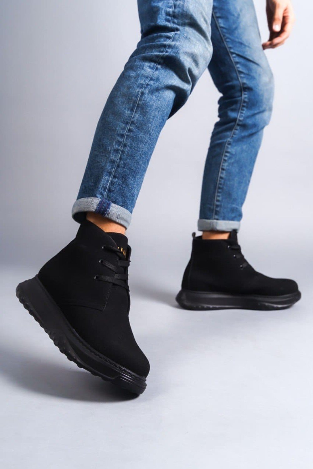 SLW204 Franca Bağcıklı Süet Erkek Spor Bot ST - Siyah SLW204 Franca Bağcıklı Süet Erkek Spor Bot ST - Siyah