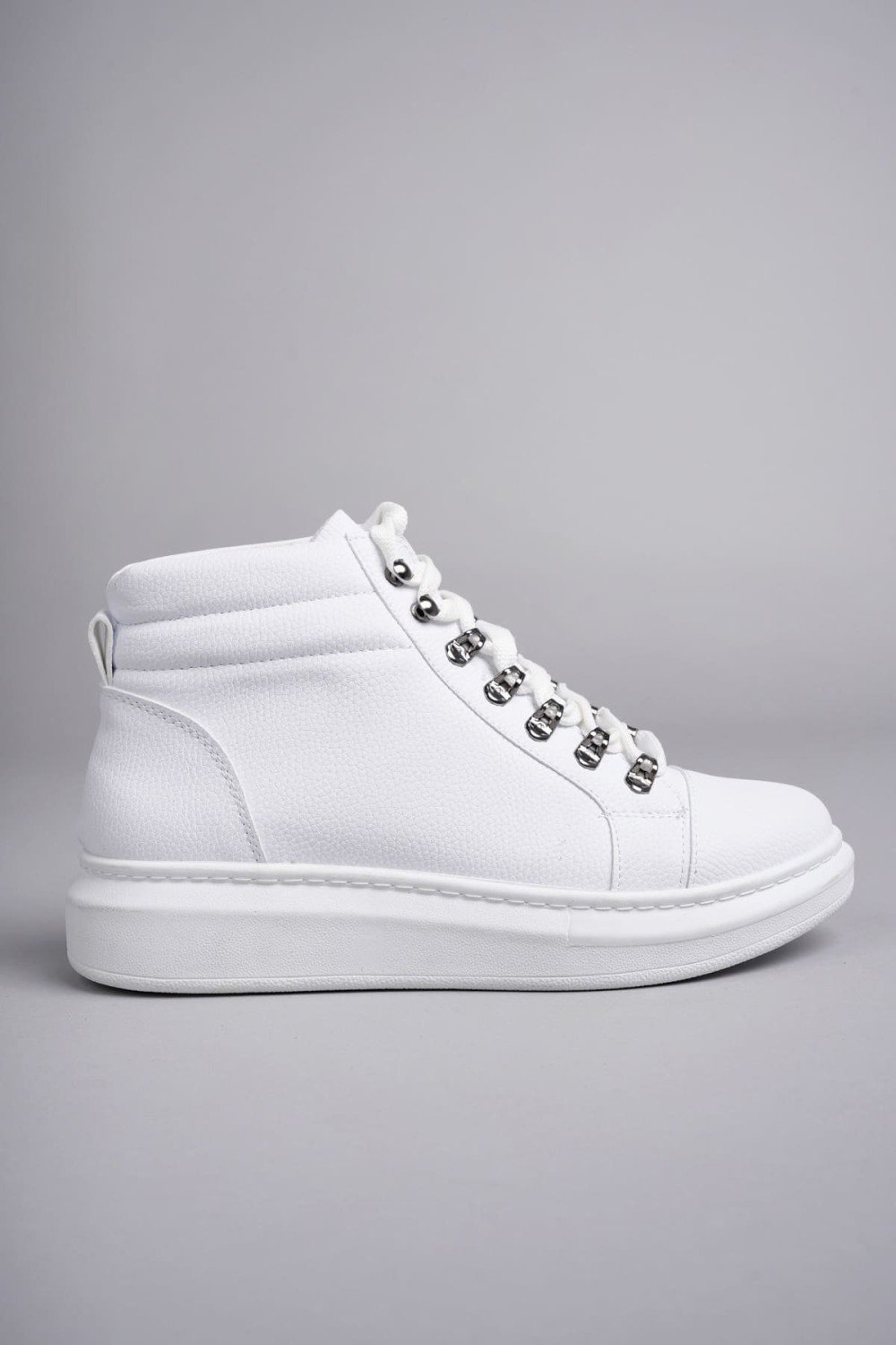 SLW206 Ottawa Bağcıklı Cilt Erkek Günlük Spor Bot BT - Beyaz SLW206 Ottawa Bağcıklı Cilt Erkek Günlük Spor Bot BT - Beyaz