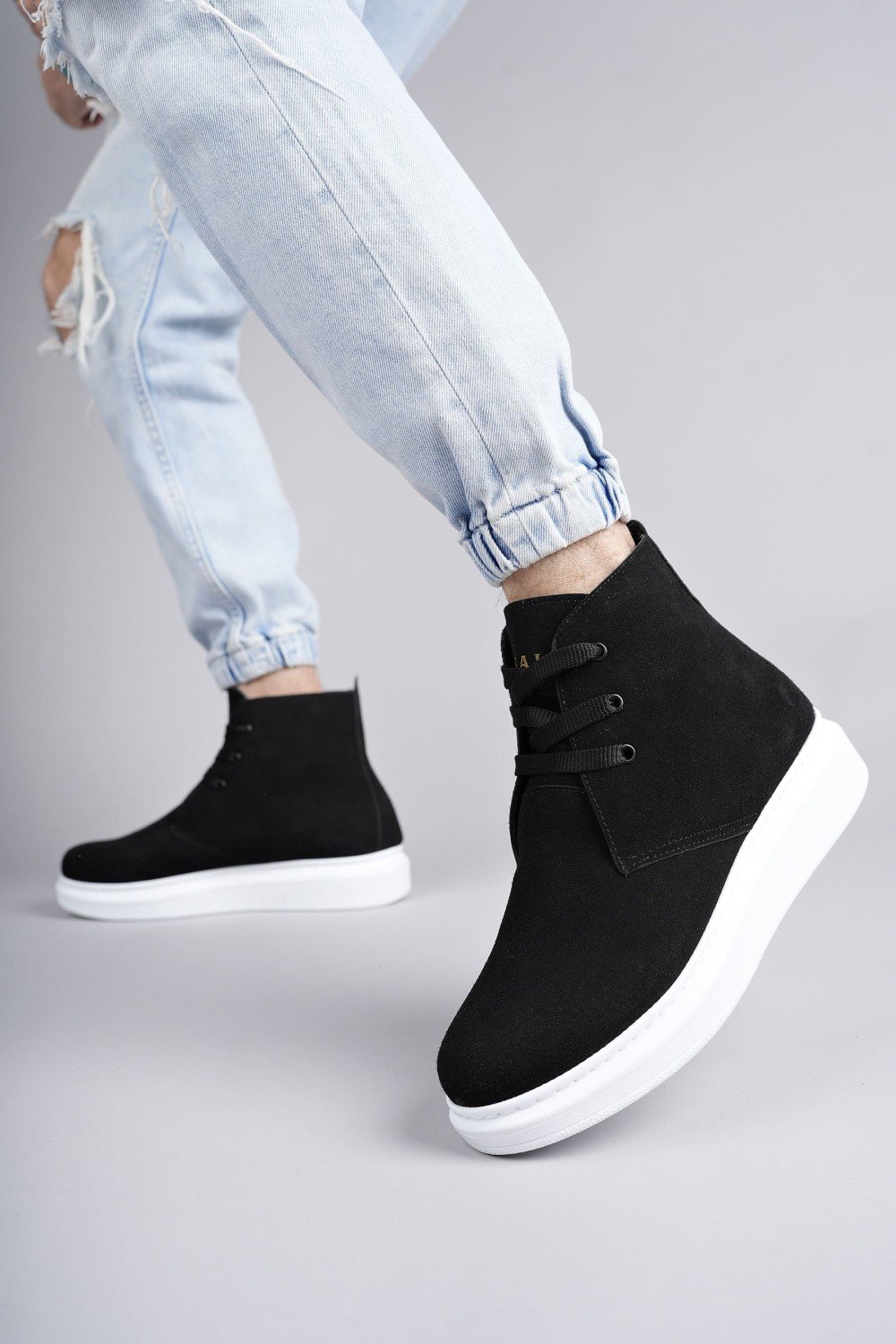 SLW207 Oslo Bağcıklı Süet Erkek Günlük Spor Bot BT - Siyah SLW207 Oslo Bağcıklı Süet Erkek Günlük Spor Bot BT - Siyah