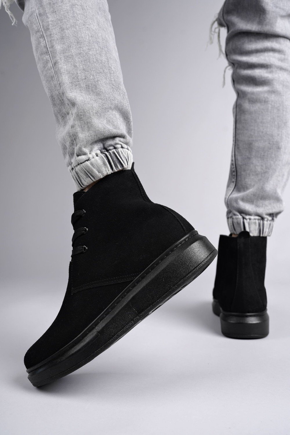 SLW207 Oslo Bağcıklı Süet Erkek Günlük Spor Bot ST - Siyah SLW207 Oslo Bağcıklı Süet Erkek Günlük Spor Bot ST - Siyah