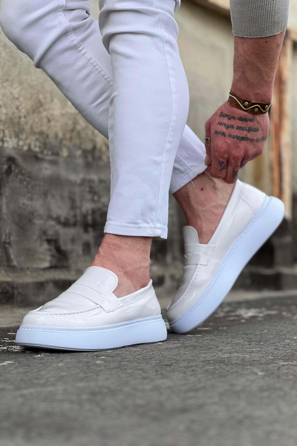 WG161 Beyaz Rugan Erkek Casual Ayakkabı WG161 Beyaz Rugan Erkek Casual Ayakkabı